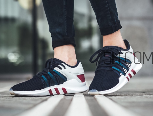 adidas eqt racing adv復(fù)古跑鞋在哪買(mǎi)？