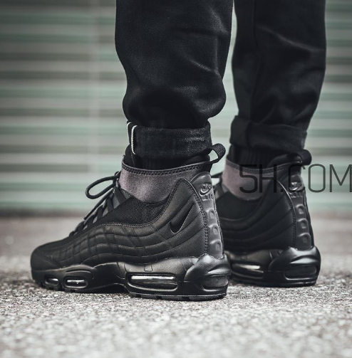 nike air max 95 triple black黑魂配色上腳效果怎么樣？