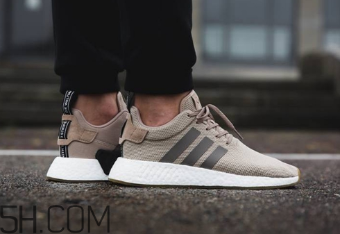 adidas nmd r2 trace khaki上腳效果怎么樣？