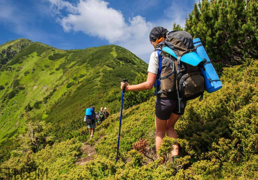 下雪爬山要準(zhǔn)備什么？爬山后小腿疼怎么按摩？