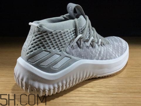 adidas dame 4利拉德母校配色實(shí)物什么樣？