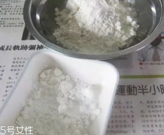 蘿卜丸子用什么粉？面粉還是淀粉？