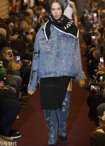 vetements2018秋冬系列服裝怎么樣_好看嗎？