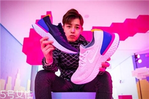 nike epic react flyknit開箱測(cè)評(píng) 耐克全新緩震科技跑鞋震撼登場(chǎng)