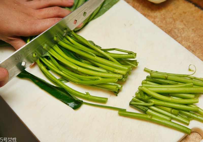 小蘇打洗菜能去農(nóng)藥殘留嗎 洗菜的6個(gè)小技巧