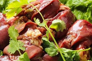 吃雞肝會(huì)胖嗎 不要過度食用