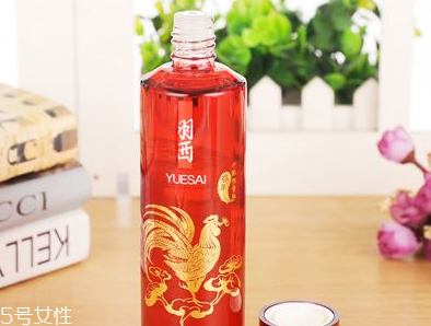 國產化妝水哪個牌子好 護膚過程必備單品