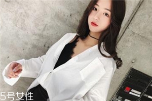 襯衫可以搭配羽絨服嗎？襯衫要這樣搭配