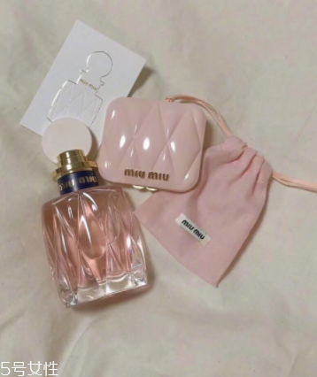 miumiu粉色香水怎么樣？miumiu2018新香水什么味道？