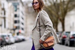 loewe gate bag多少錢(qián)？羅意威18新款馬鞍包價(jià)格