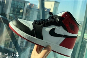 aj 1黑腳趾多少錢？aj 1黑腳趾市場價格