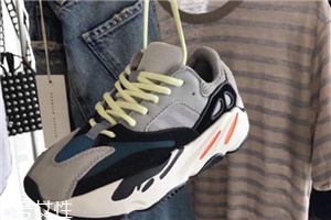 yeezy 700偏碼嗎？yeezy 700碼數(shù)正常嗎