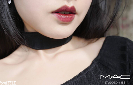 mac studded kiss適合黃皮嗎 mac studded kiss試色