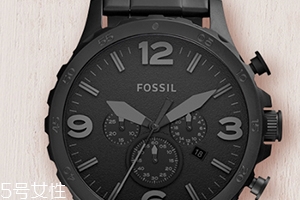 fossil手表怎么換表帶？fossil手表怎么用