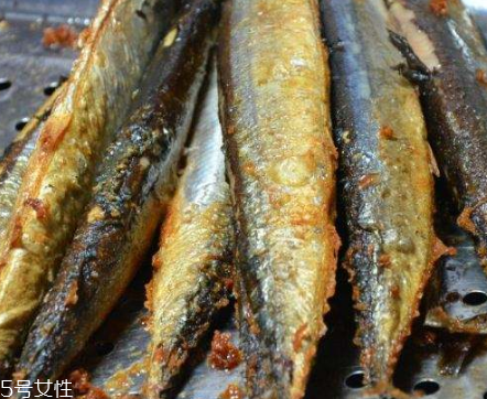 秋刀魚的食用禁忌 秋刀魚在食用中應(yīng)該注意什么