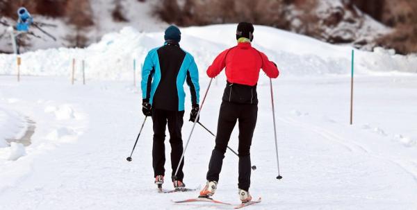 滑雪裝備有哪些東西 買或租決定