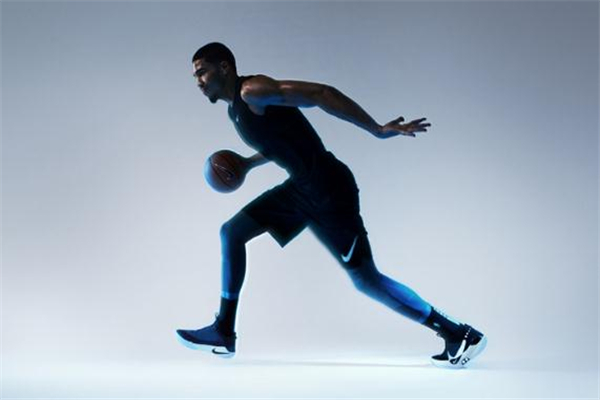 nike adapt bb什么時候發(fā)售 耐克首款自動系帶籃球鞋