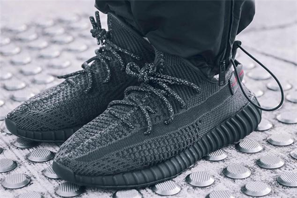 yeezy 350黑天使發(fā)售時(shí)間 具體日期公布