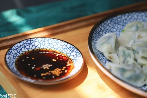 過年吃什么餡的餃子寓意好 過年吃餃子有什么講究