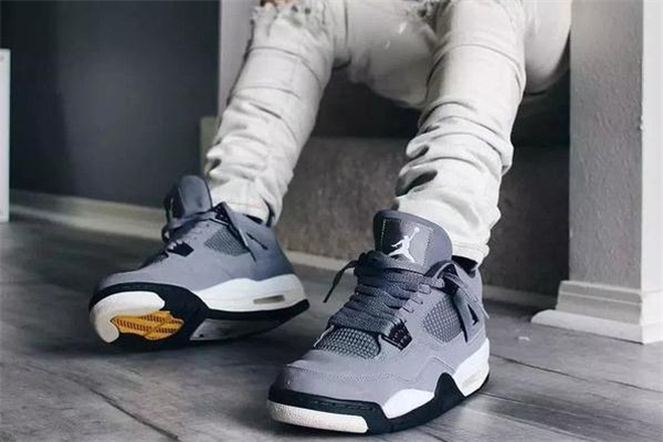 aj4 cool grey開箱測評 aj4酷灰復刻開箱實物圖