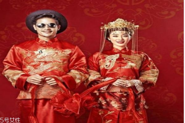 結(jié)婚應(yīng)該穿中式還是西式的呢 嫁衣有什么講究嗎