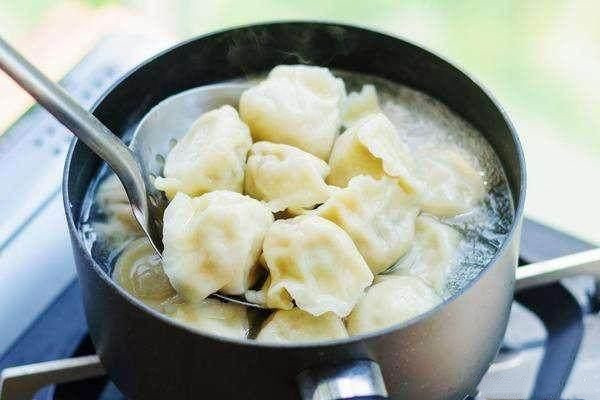 餃子怎么煮好吃 餃子怎么煮不會爛