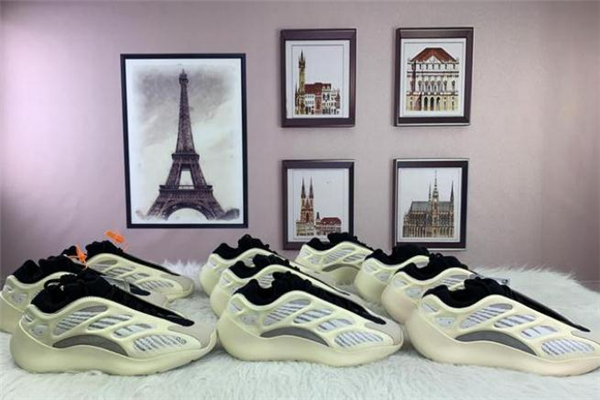 yeezy 700 v3異形真假對(duì)比 椰子700v3異形真假鑒定