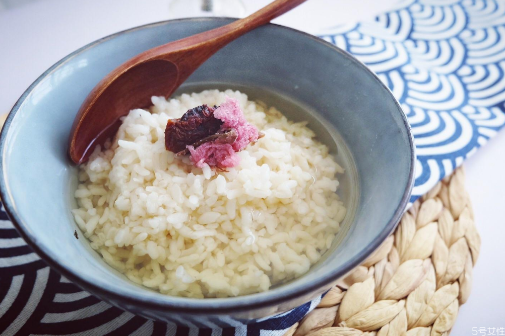 茶泡飯用什么米 梅子茶泡飯用什么茶水