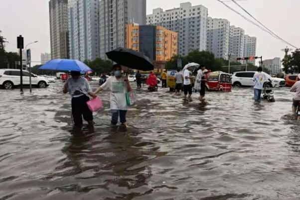 航拍雨后鄭州 暴雨是怎么形成的