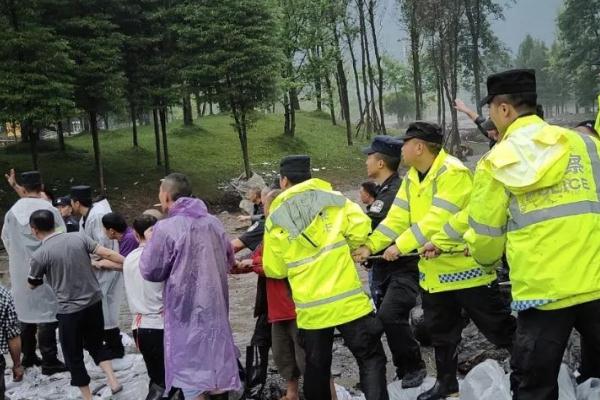 陜西罕見暴雨人員零傷亡 暴雨時能開空調嗎