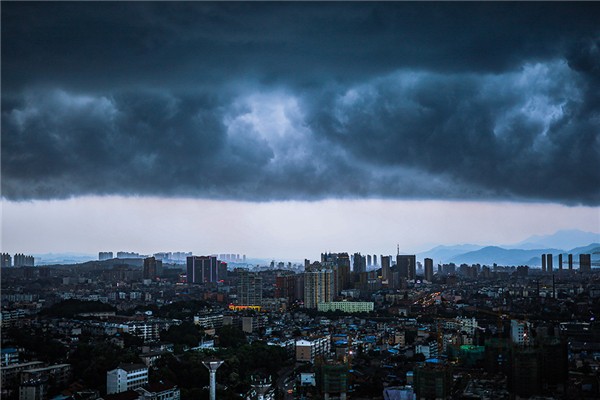 暴雨屬于自然災害嗎 暴雨產(chǎn)生的原因是什么