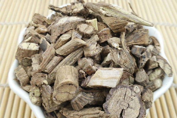 雞屎藤可以煲湯嗎 雞屎藤煲湯配什么好