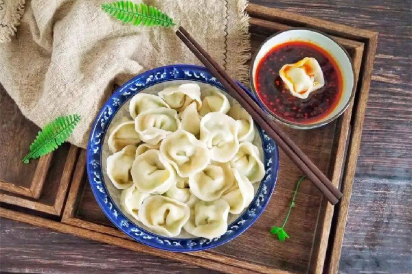 餛飩是冷水下鍋還是熱水 餛飩要過水嗎