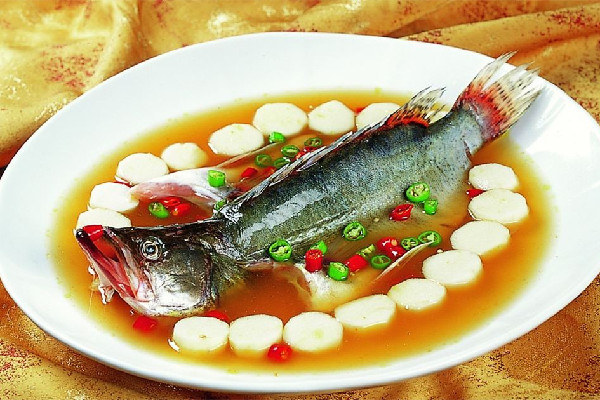 蒸桂花魚(yú)是冷水還是熱水 蒸桂花魚(yú)用大火還是小火